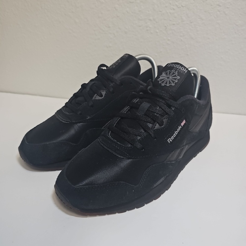 Reebok Classic Shoes Suede Nylon All Black Men's Size 7 EU39 Casual Sneaker - Picture 2 of 9